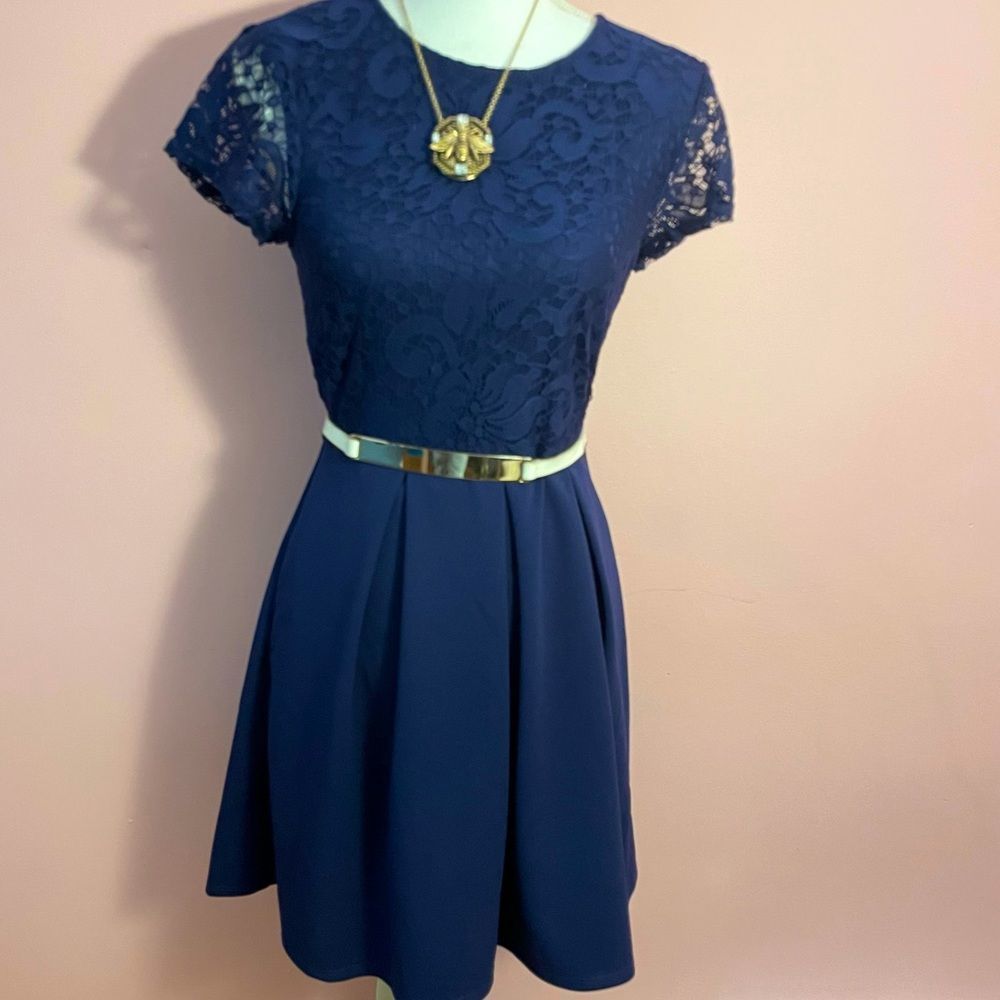 NWT Speechless Blue Mini Dress With Lace Overlay Bodice Pleated Skirt Pockets